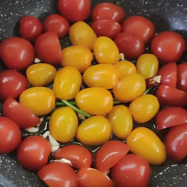 Pomodori gialli/ rossi al naturale  590g